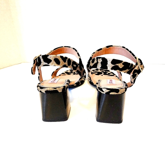 Betsey Johnson Light Gold Leopard Ankle Strap Chunky Block Heels - Picture 7 of 9